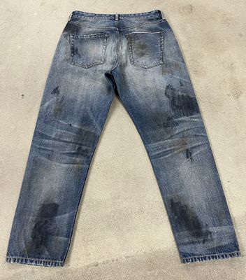Estilo Vintage Hombres Jeans de lavado pesado para una mirada clásica angustiada