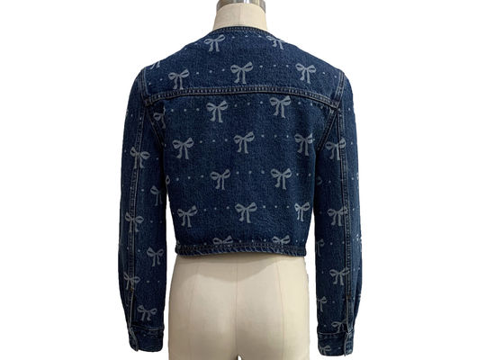 Impresión de arco todo el estilo de la chaqueta de jeans juguetona y femenino look chaqueta