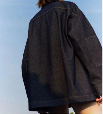 El estilo de novio de gran tamaño para una apariencia relajada y cómoda.