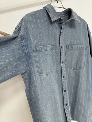 Camiseta de jeans vintage con patrones de jacquard con estilo